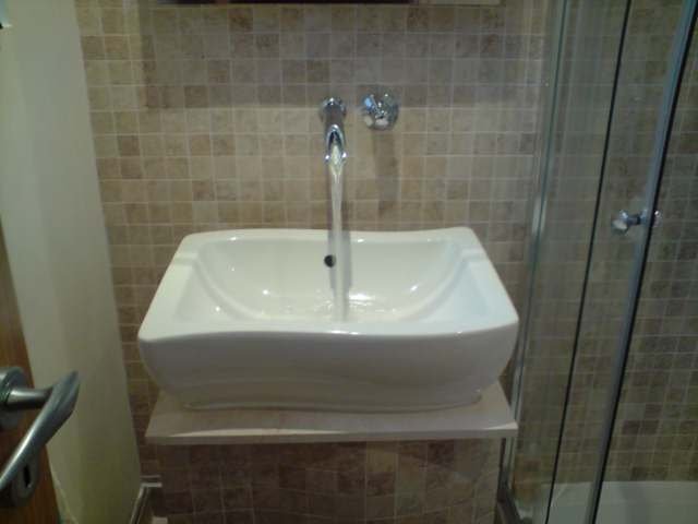 vanity basin. 2